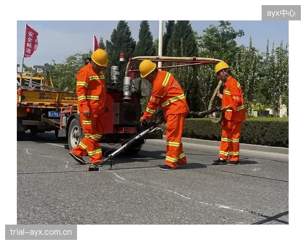 南非后勤团队面临大考，索托马约尔需确保移动降温设备在不同赛区间的4小时内完成转场部署。